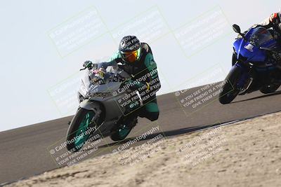 media/Nov-02-2025-Lets Ride (Sun) [[f7a3caa734]]/B Group/1120am (Turn 2 Inside)/